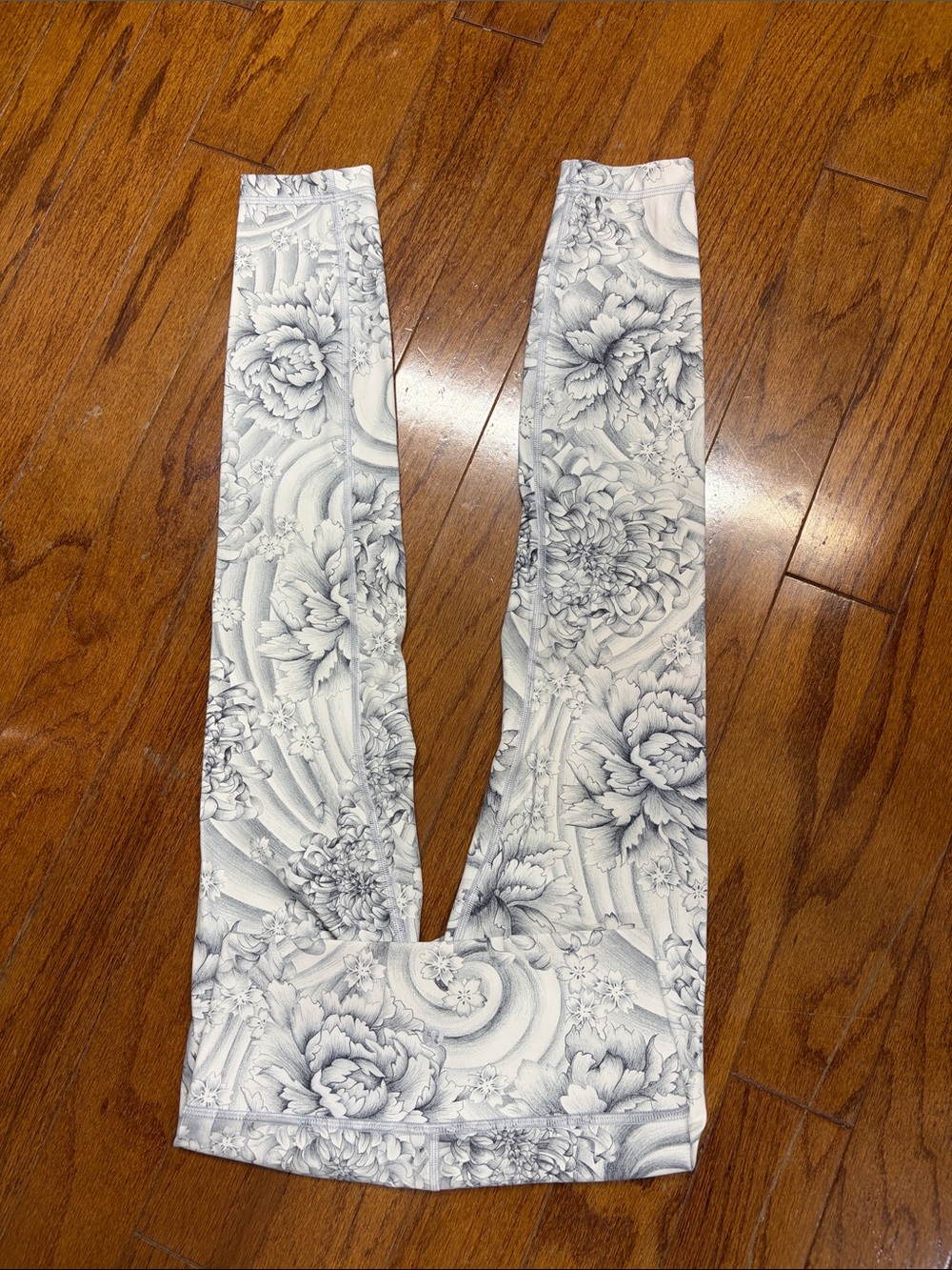 095. Lululemon Wunder Under Hi-Rise 7/8 Tight *25" Twine White size 4 EUC - Picture 10 of 14